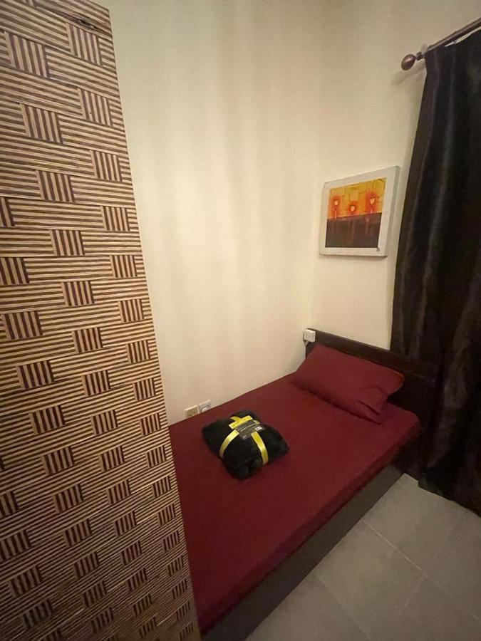 A Pousada Dxb Backpackers Executive Dubai Exterior foto
